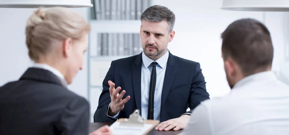 The Most Common Lies on Applicants&rsquo; Resumes