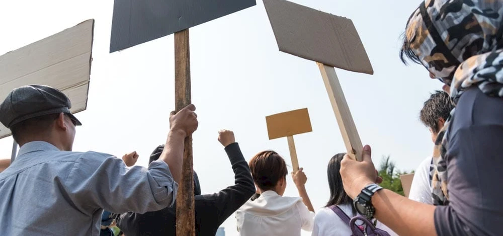 How to Avoid Being Burned by a Controversial Workplace Disruption