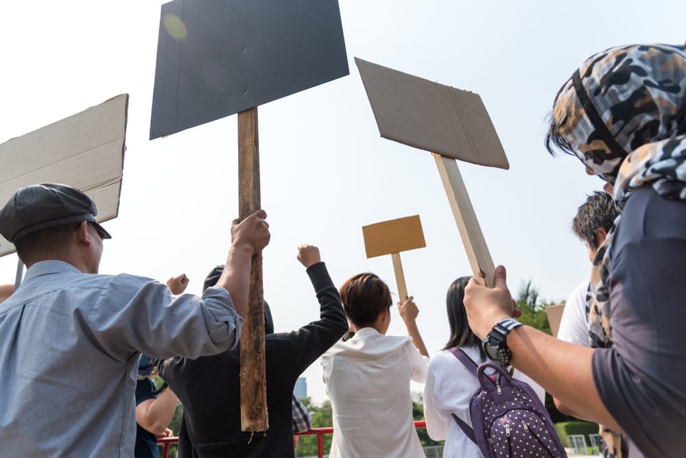 How to Avoid Being Burned by a Controversial Workplace Disruption