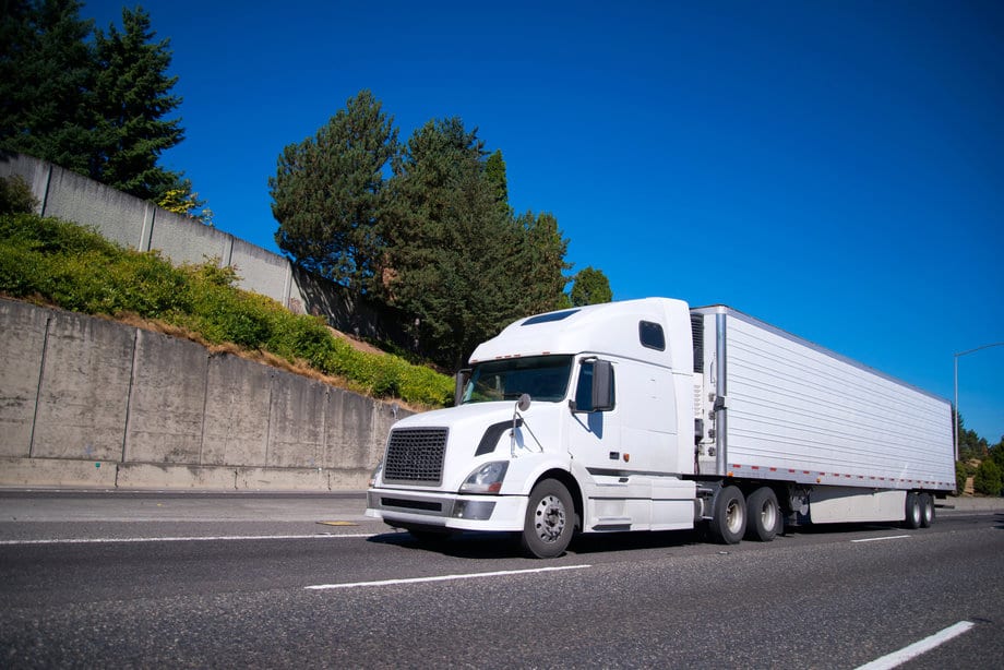 Weekend Roundup: Firing MMJ Users, HR Becomes Agile, and Self-driving Semi-Trucks